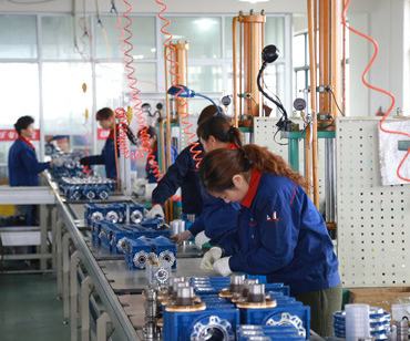 蝸輪蝸桿減速機(jī)生產(chǎn)車(chē)間 蝸輪蝸桿減速機(jī)生產(chǎn)車(chē)間